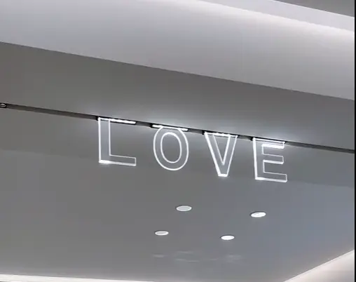 Y SIGNS LED - Sign Making Technique 19