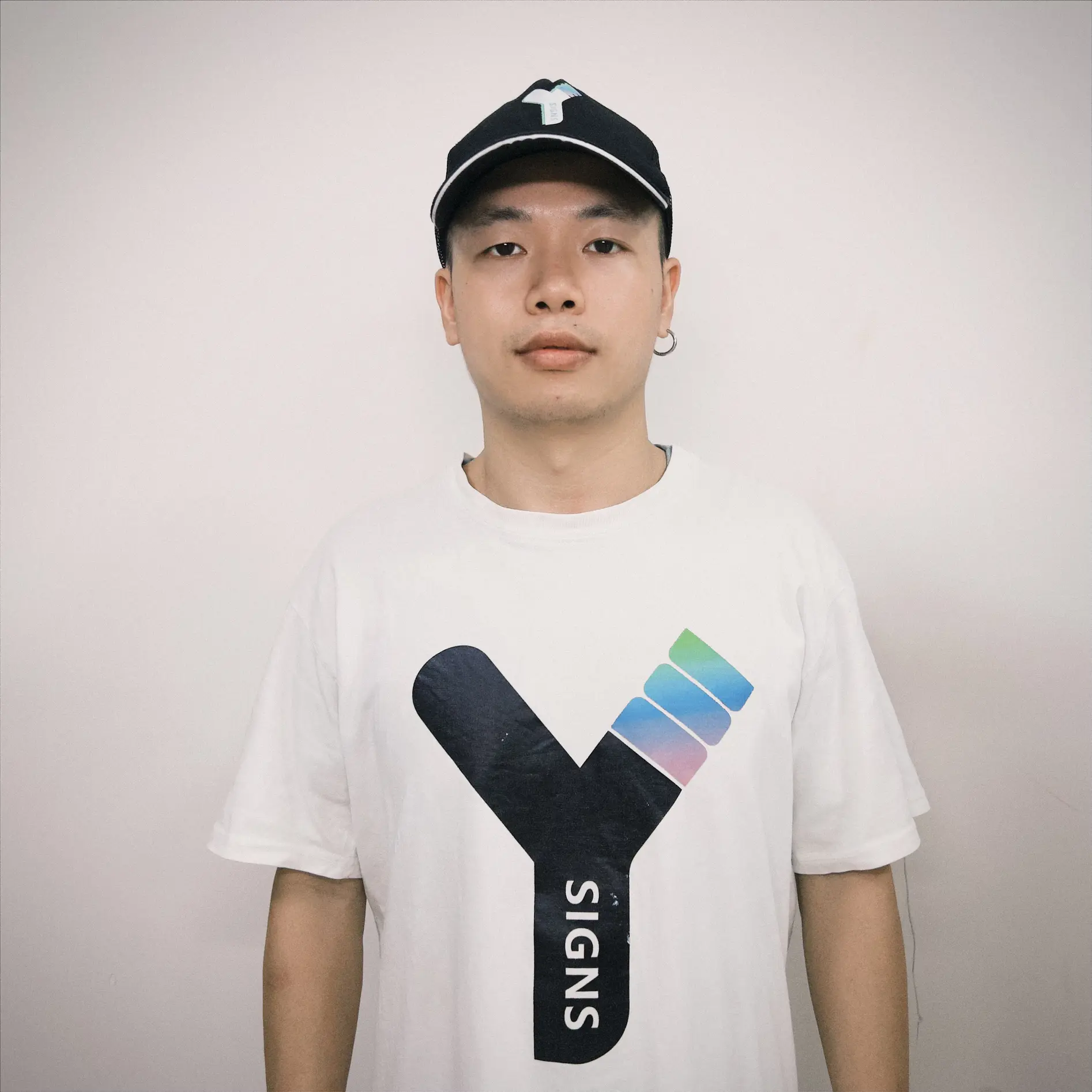 Y SIGNS LED