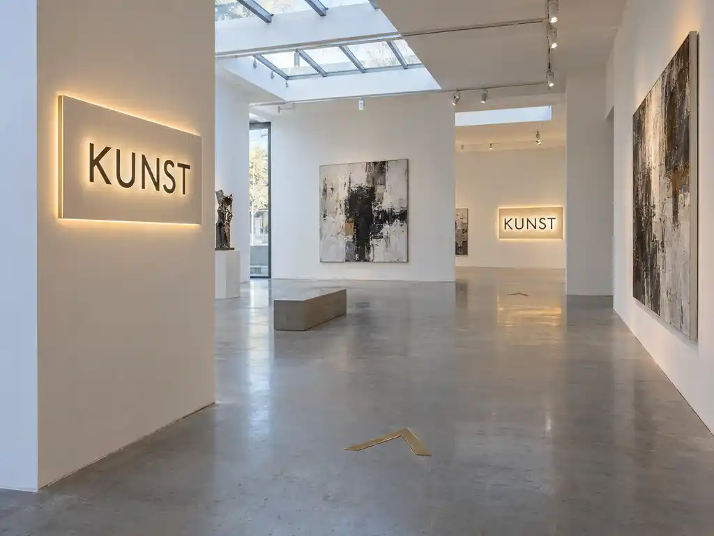 Museum Gallery Wayfinding and Exhibition Panel Signs for a European Art Gallery — Europe illuminated signage project photo